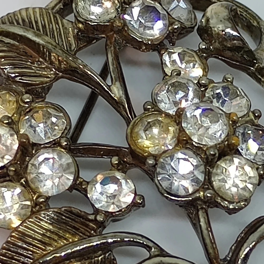 * vintage signed Coro flower bouquet clear rhinestones pin brooch